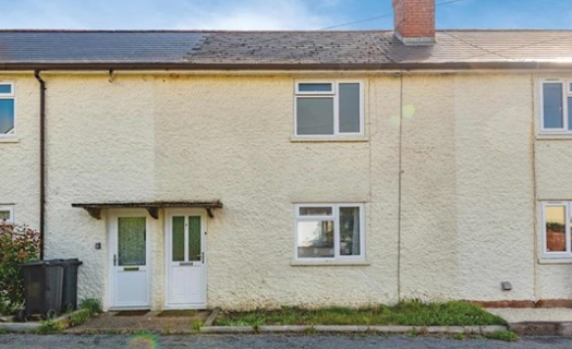 Cosmetic Updating in Tiverton photo